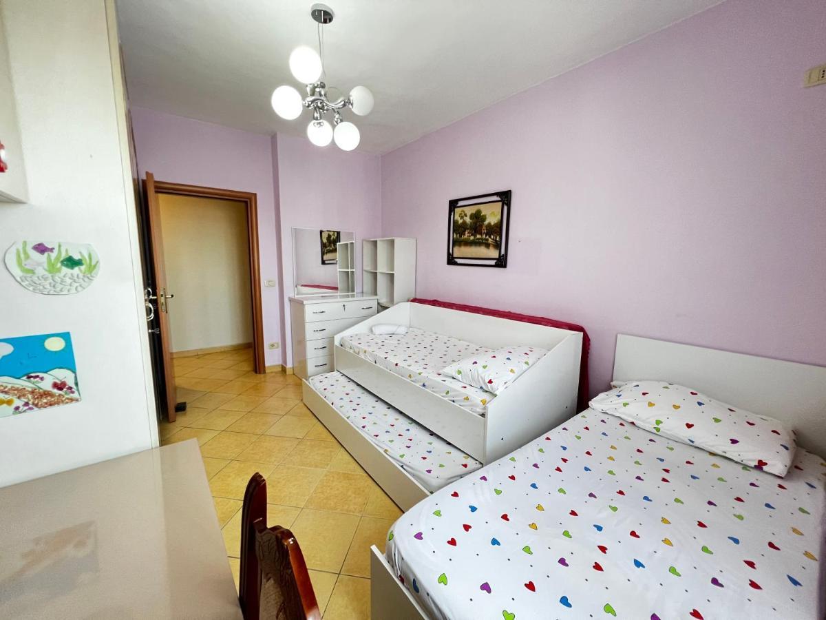 Tirana Lifestyle Lägenhet Exteriör bild