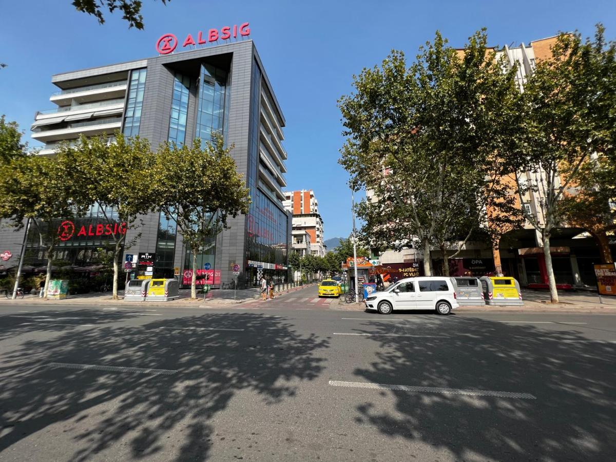 Tirana Lifestyle Lägenhet Exteriör bild