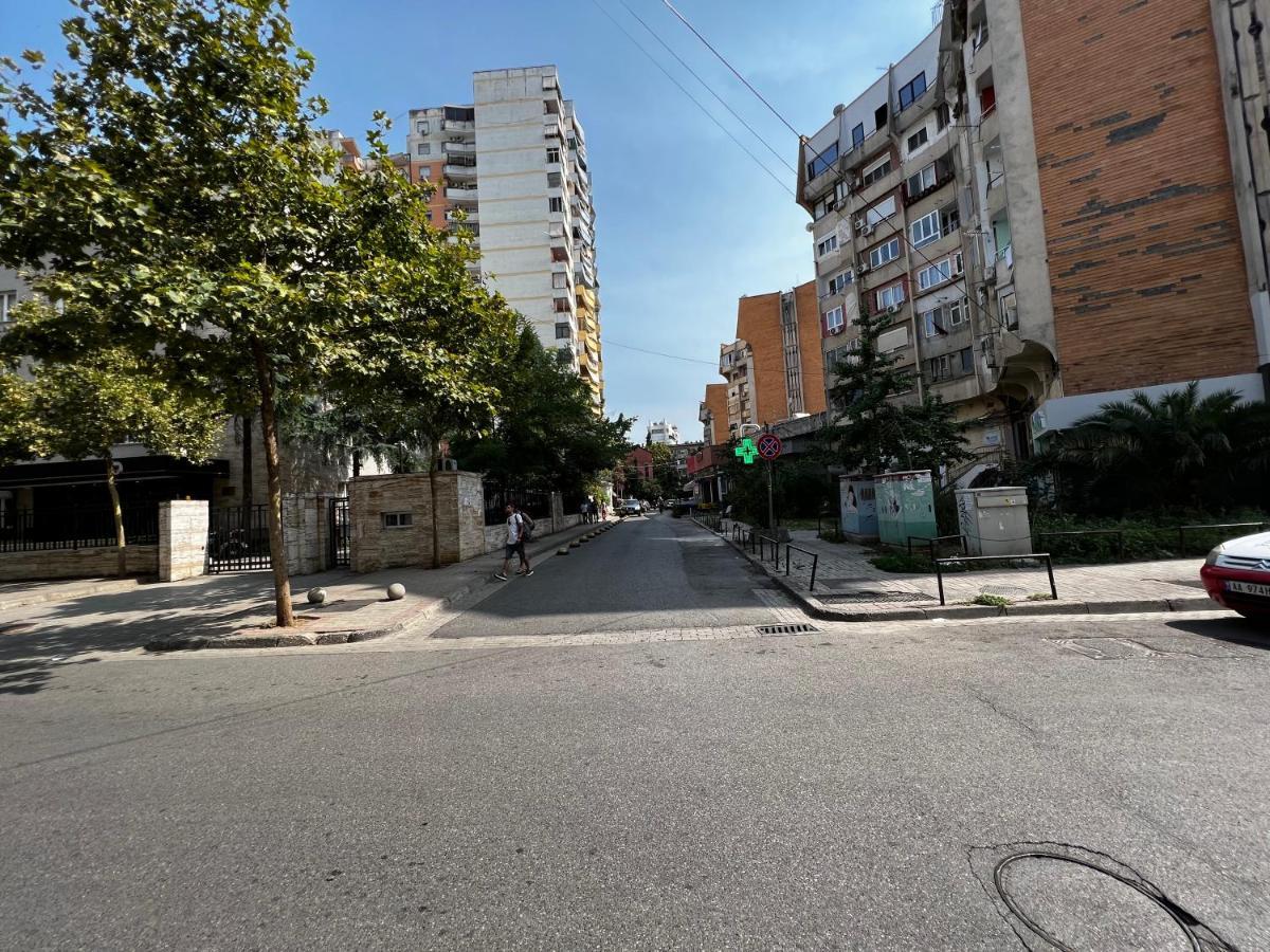 Tirana Lifestyle Lägenhet Exteriör bild